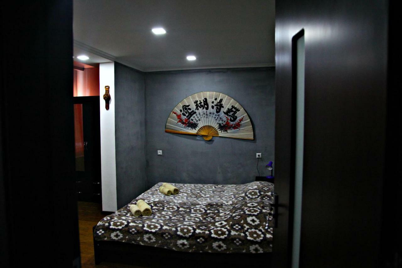 Guesthouse Different Tbilissi Extérieur photo