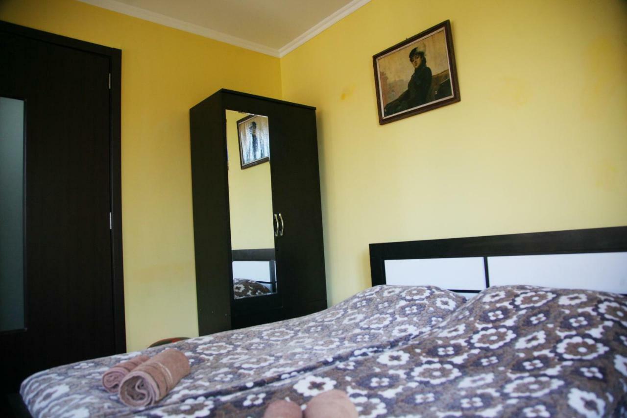 Guesthouse Different Tbilissi Extérieur photo
