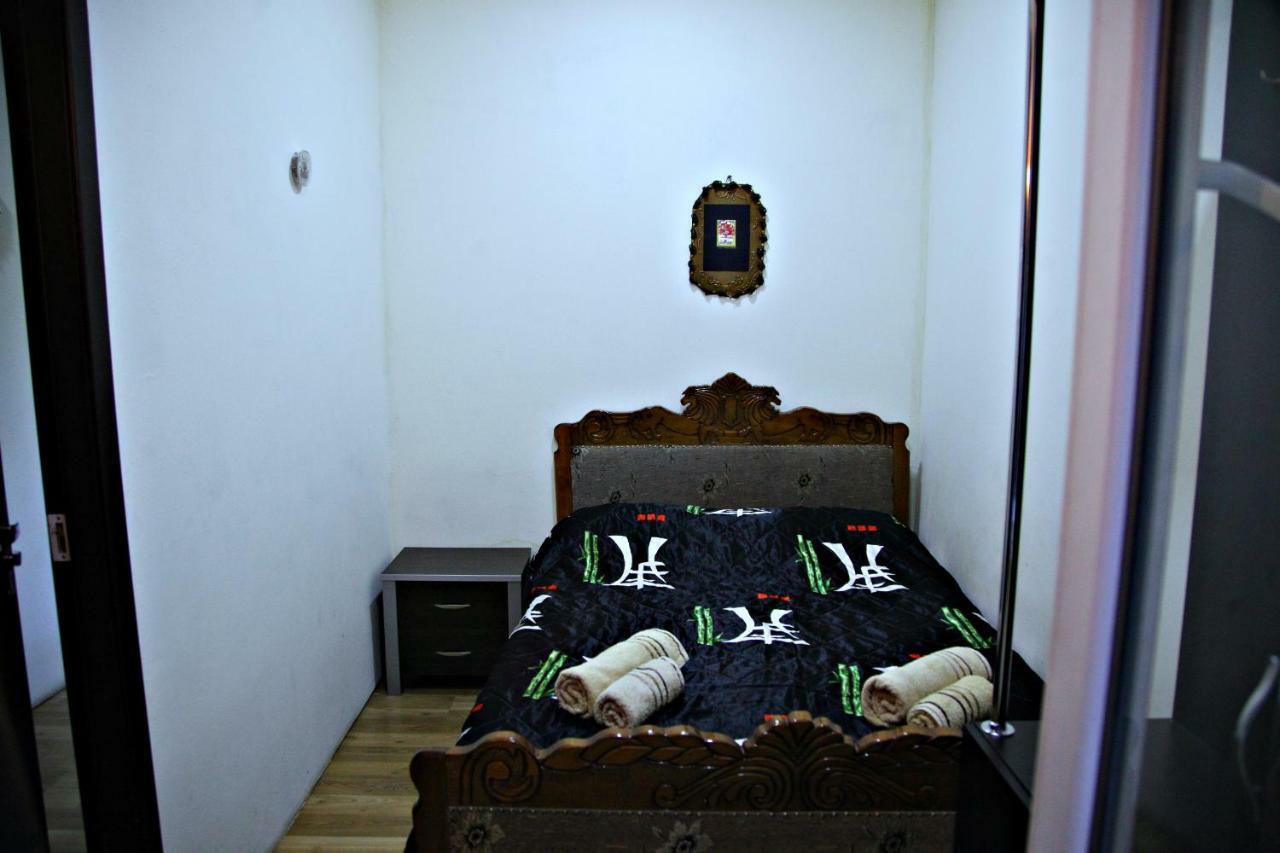 Guesthouse Different Tbilissi Extérieur photo
